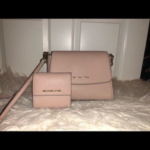 Michael Kors crossbody